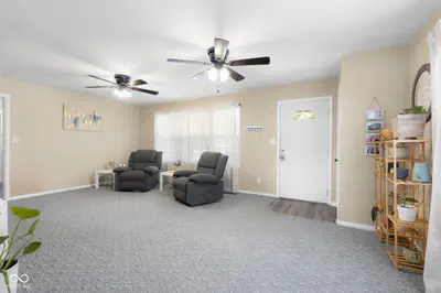 2874 S Oakland Drive, Shelbyville - 9