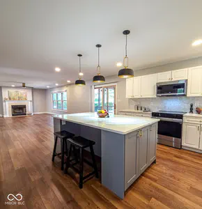 2601 Trotters Run, Bloomington - 16
