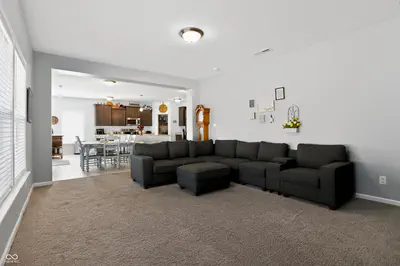 110 Raymond Avenue, Trafalgar - 12