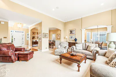 734 Hanover Close, Zionsville - 23