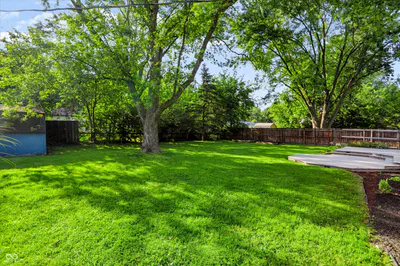 10814 Broadway Street, Carmel - 29