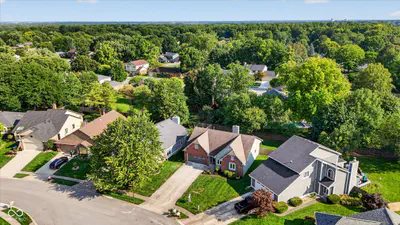 3323 Eden Village Drive, Carmel - 32