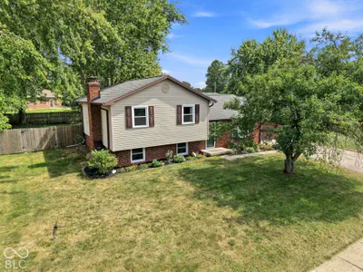 1159 Cambridge Drive, Greenwood - 57
