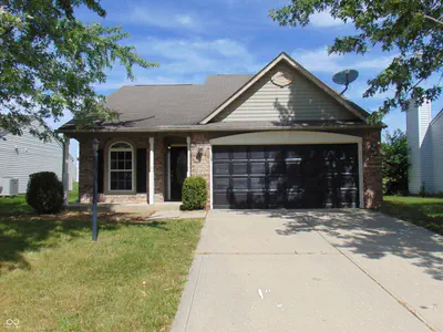 11108 Fall Drive, Indianapolis