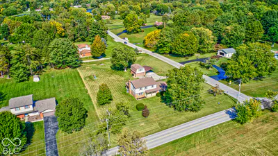 12016 Magnetic Acres Street, Mooresville - 33