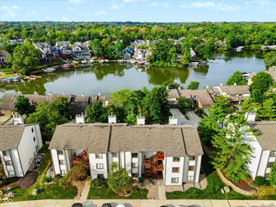 8158 Shorewalk Drive, Indianapolis - 53