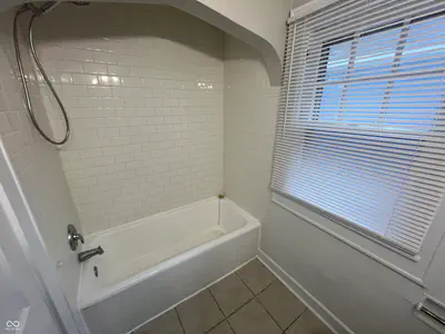 5542 College Avenue, Indianapolis - 24