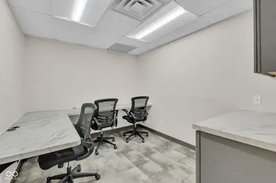 340 Tracy Road, Whiteland - 27