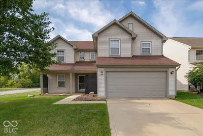 2040 St Clifford Drive, Indianapolis
