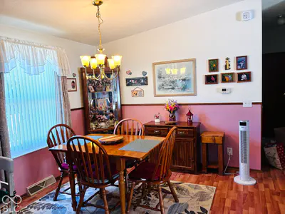 312 W Lou Lane, Greensburg - 11