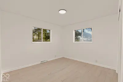 4062 W Broadway Avenue, Bloomington - 28