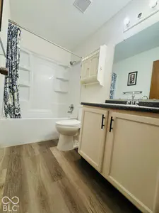 614 Deer Trail, Indianapolis - 18
