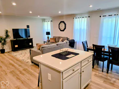 6024 Sanborn Drive, Plainfield - 14
