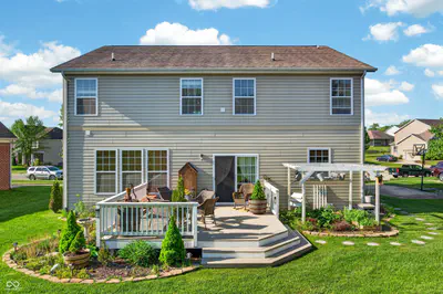 697 Lake Vista Drive, Columbus - 52