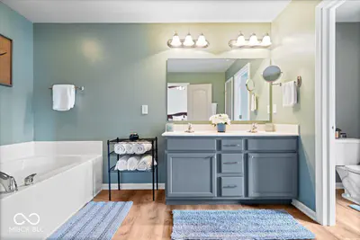 13514 Molique Boulevard, Fishers - 17