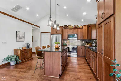 4935 Harrisburg Court, New Palestine - 16