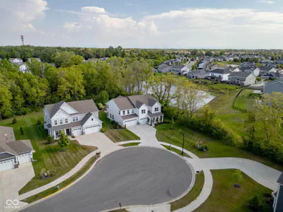 6710 Vail Court, McCordsville - 66
