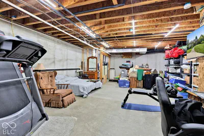 5771 Burlington Drive, Muncie - 34
