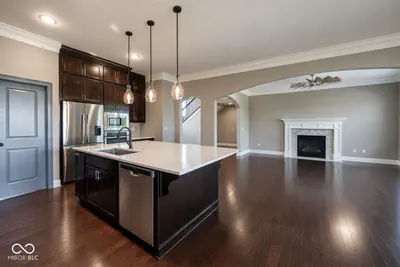 18176 Lakes End Drive, Westfield - 22