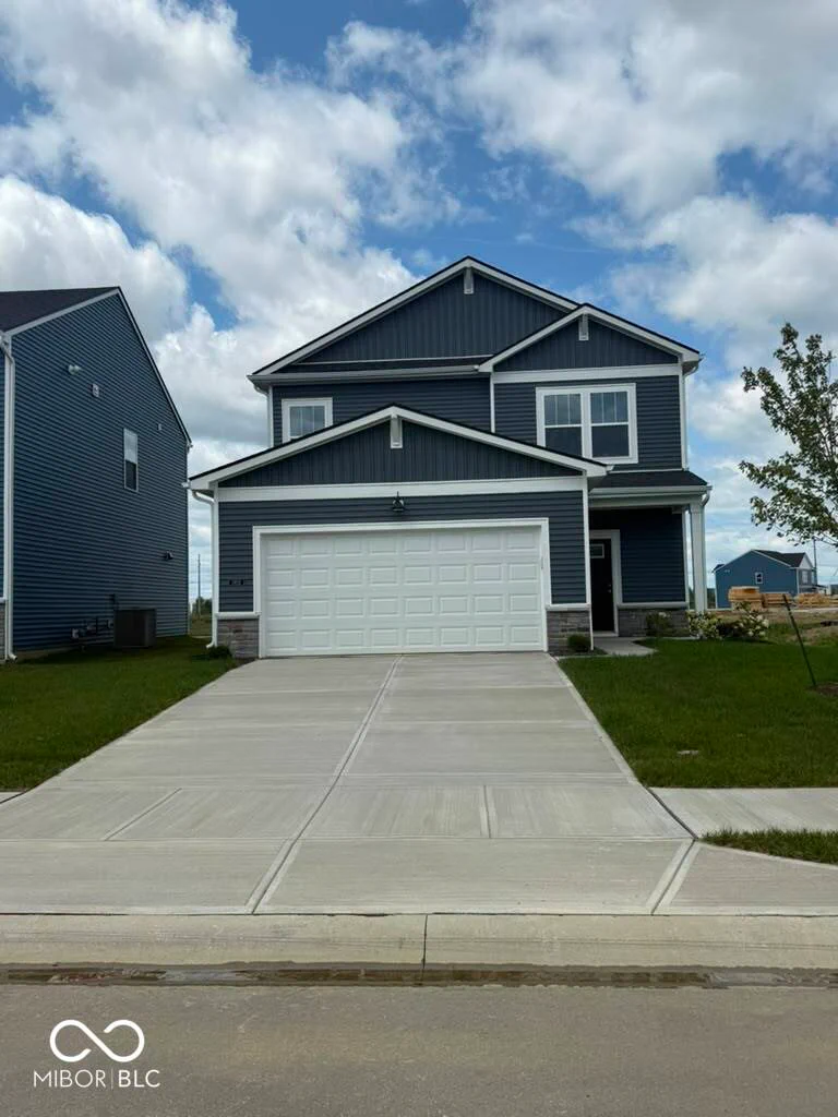3802 Sterling Drive, Whitestown