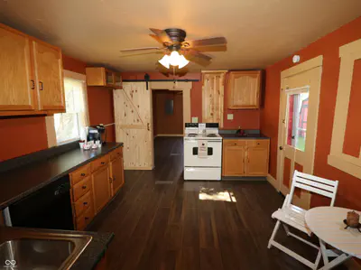 302 Washington Street, Waynetown - 20