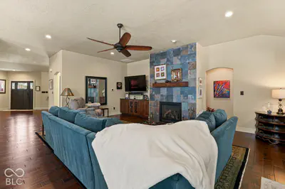 6736 W Stonegate Drive, Zionsville - 10