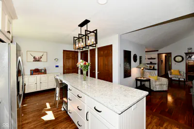 5006 Essex Drive, Carmel - 7