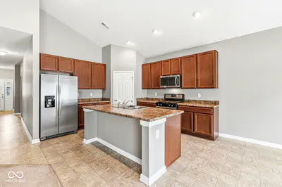 5350 Tanglewood Lane, Whitestown - 5