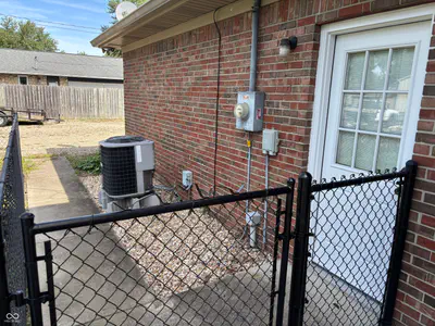 1656 150, Greenfield - 19