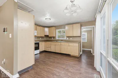 4545 Brittany Drive, Indianapolis - 9