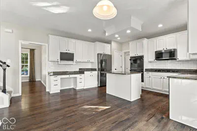 6169 Catlin Lane, Noblesville - 11
