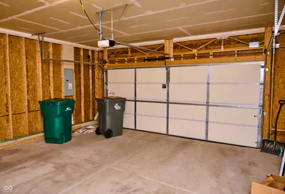 9218 Tansel Creek Drive, Indianapolis - 28