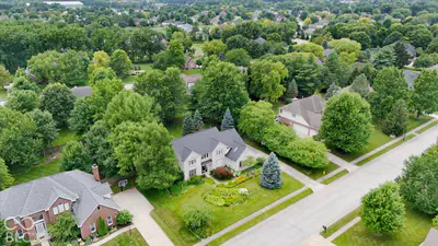 5785 Gyrfalcon Place, Carmel - 46