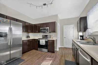 13024 Elster Way, Fishers - 3