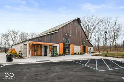 15955 Vitalize Run, Fishers - 13