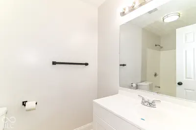9226 Rochelle Drive, Indianapolis - 29
