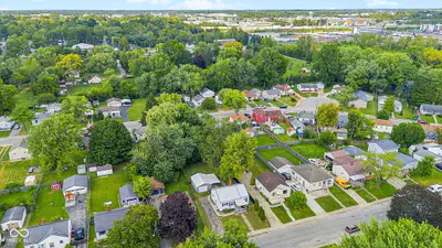 6702 18th Street, Indianapolis - 46