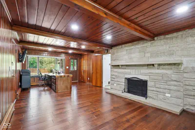 5904 Allisonville Road, Indianapolis - 20