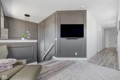 6939 Pickett Place, Carmel - 41