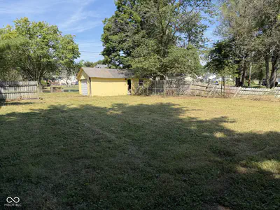 518 W 5th, Seymour - 12