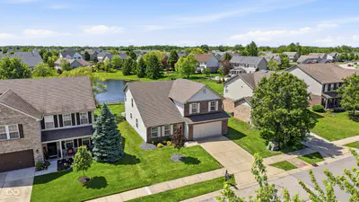 8716 Springview Drive, McCordsville - 18