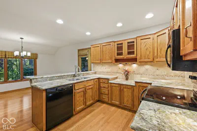 948 Silver Creek Way, Greenwood - 16