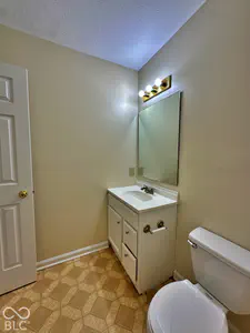 4650 Falcon Run Way, Indianapolis - 24