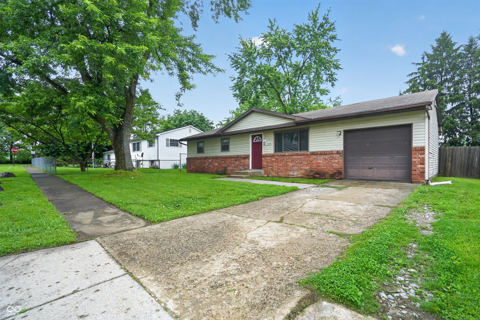 5434 Norcroft Drive, Indianapolis