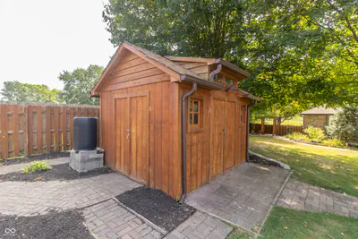 2460 Hickory Boulevard, Greenfield - 13