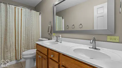 7437 W Banton Circle, New Palestine - 46