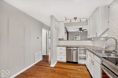 1636 Woodlawn Avenue, Indianapolis - 11