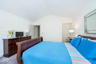 10786 Belmont Circle, Carmel - 18