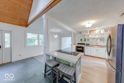 621 W Hemphill Drive, Nineveh - 13