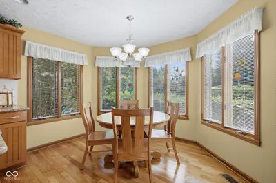 7101 Lakeside Woods Drive, Indianapolis - 24
